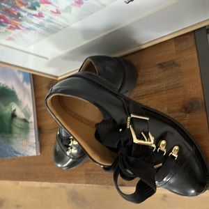 Office of Angela Scott black 39